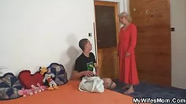 Connie sex loạn luân ...