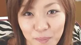 Cô ấy đến văn tai ph ...