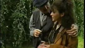 Slutty tóc vàng xem  ...