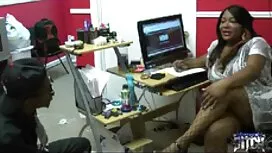 Bí mật câu lạc phim  ...