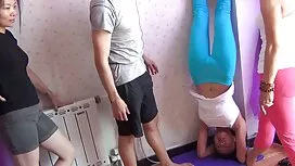 Nó có phim sex hot g ...
